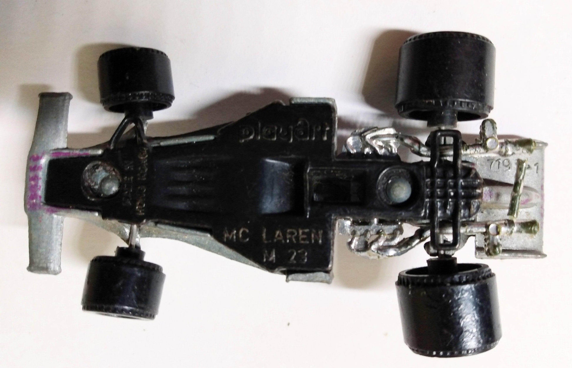Playart 7193 McLaren M23 Formula 1 Racer Fastwheel Hong Kong 1970's - TulipStuff