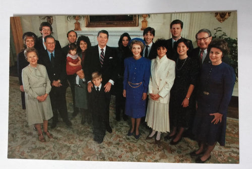 President Ronald Reagan Nancy Reagan And Family At White House 1985 - TulipStuff