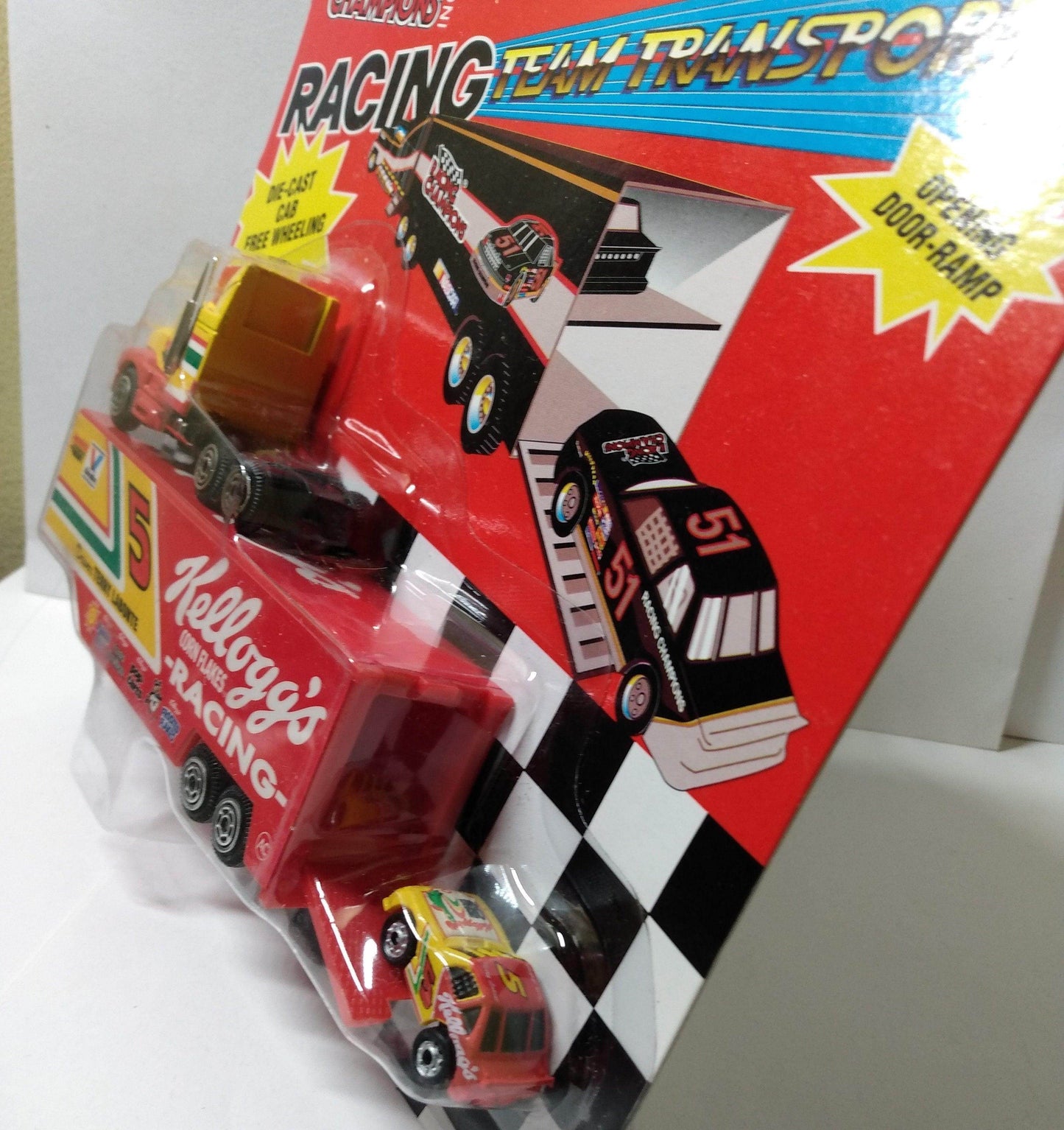 Racing Champions Micro Team Transporter 1995 Terry Labonte Kellogg's - TulipStuff