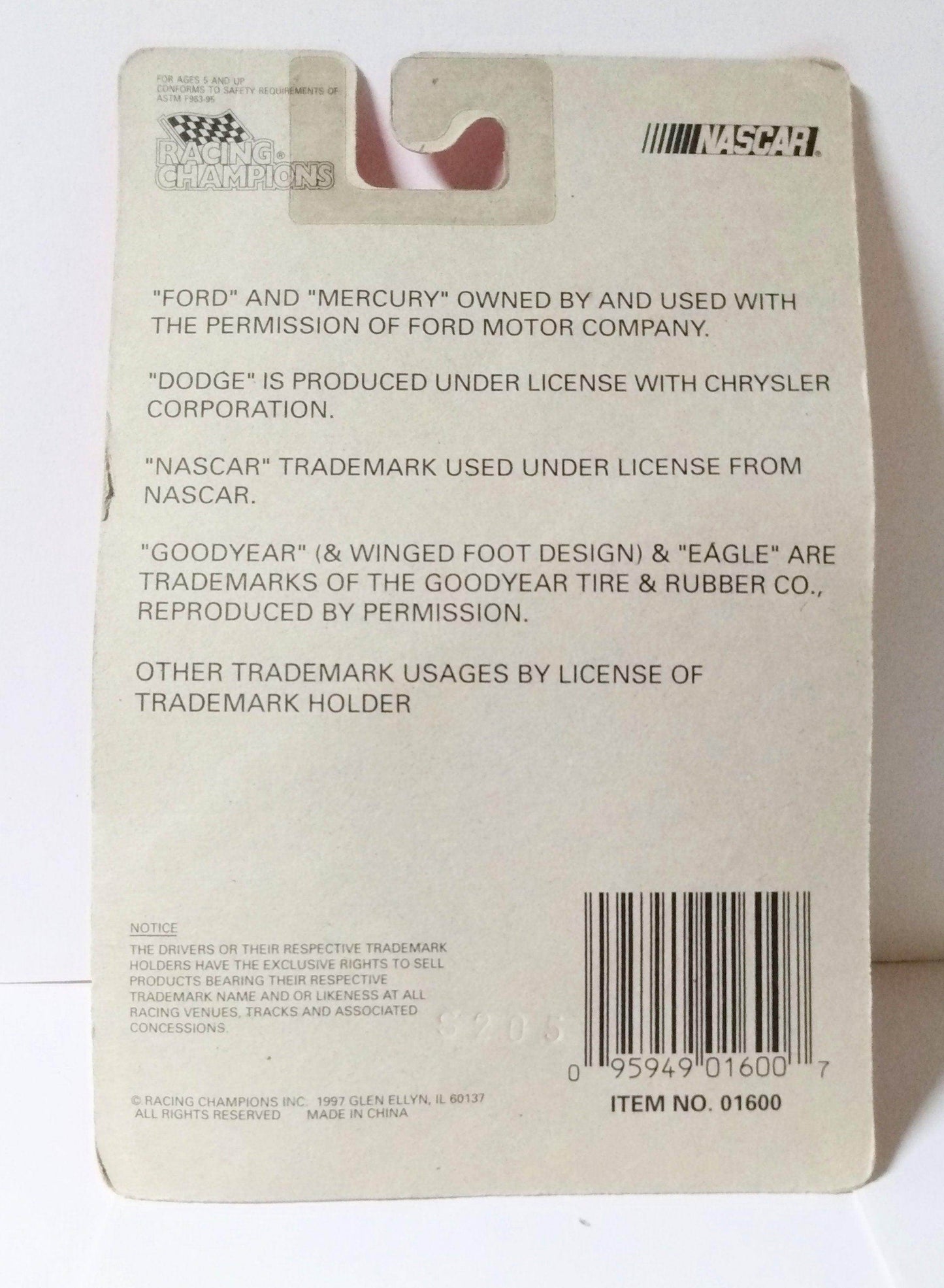 Racing Champions Nascar Classics Dick Brooks 1970 Plymouth Superbird - TulipStuff