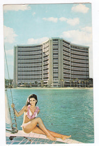 Sheraton-Waikiki Hotel Honolulu Hawaii 1973 Postcard - TulipStuff