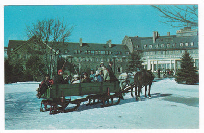 Sleigh Ride At Skytop Lodge Pocono Mountains Pennsylvania 1950's - TulipStuff