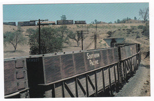 Southern Pacific Train At Tehachapi Loop Tunnel Walong CA 1976 - TulipStuff