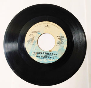 The Runaways Heartbeat / Neon Angels On The Road To Ruin 7" Promo 1977 - TulipStuff
