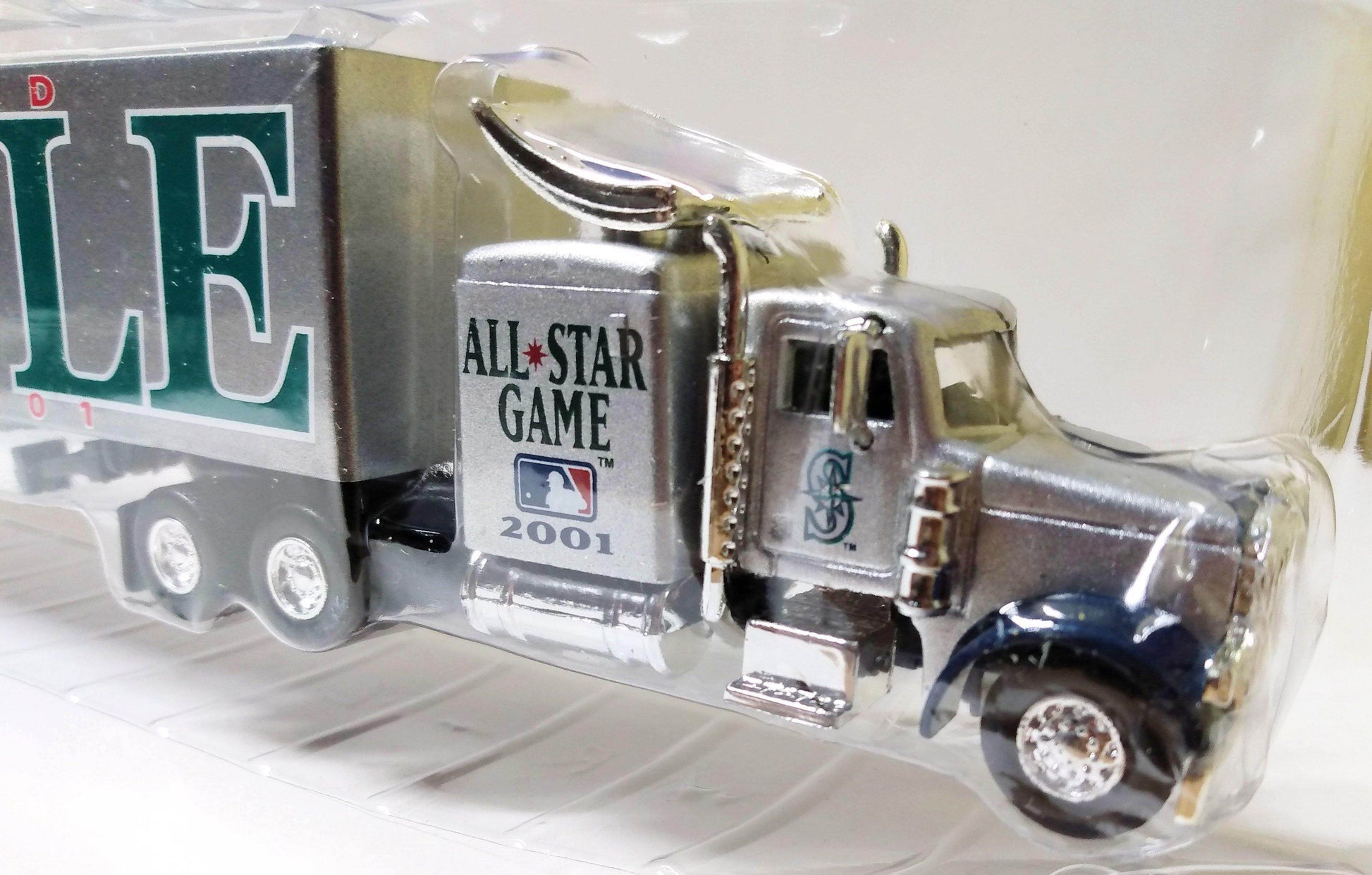 White Rose Major League Baseball 2001 All Star Game Seattle Semi Truck - TulipStuff